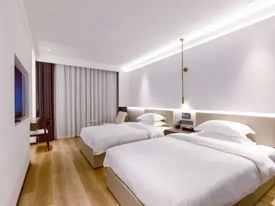 18 Degree Intelligent Hotel in the Island (Qilou Old Street)