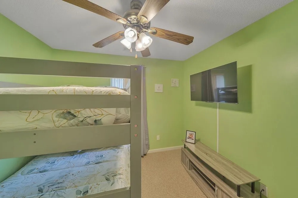Charming Comfortable Memphis Getaway 3 Bedroom Home by Redawning