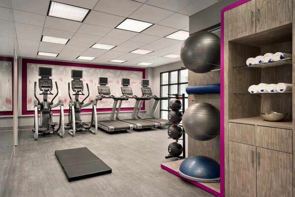 Crowne Plaza Englewood by IHG