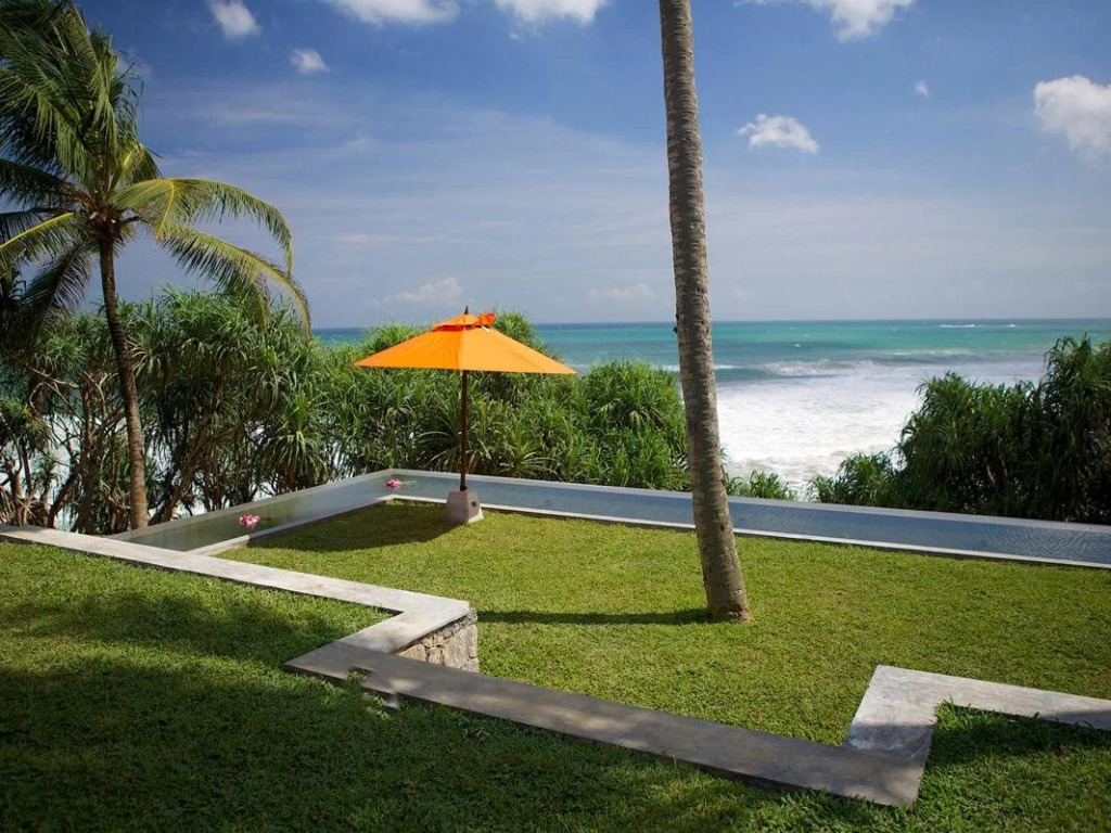 UTMT - Underneath The Mango Tree Spa & Beach Resort