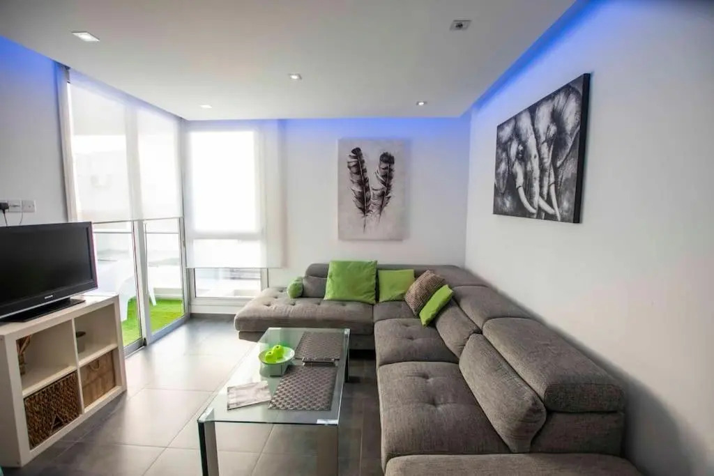 Executive apt Nicosia Center free parking/wifi