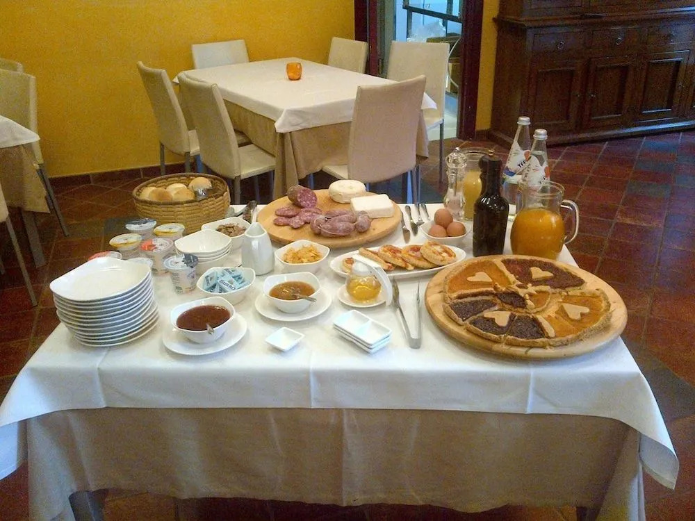 B&B lAngolo di Rosina con ristorante