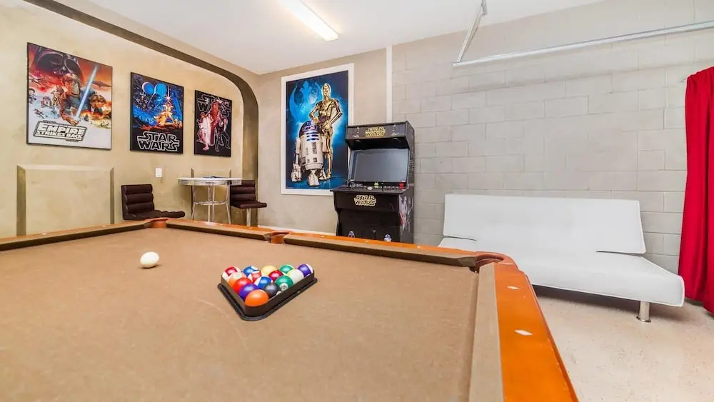 Elegant Villa wPrivate PoolSpa Game Room