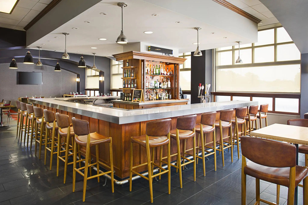 Four Points by Sheraton Philadelphia Airport