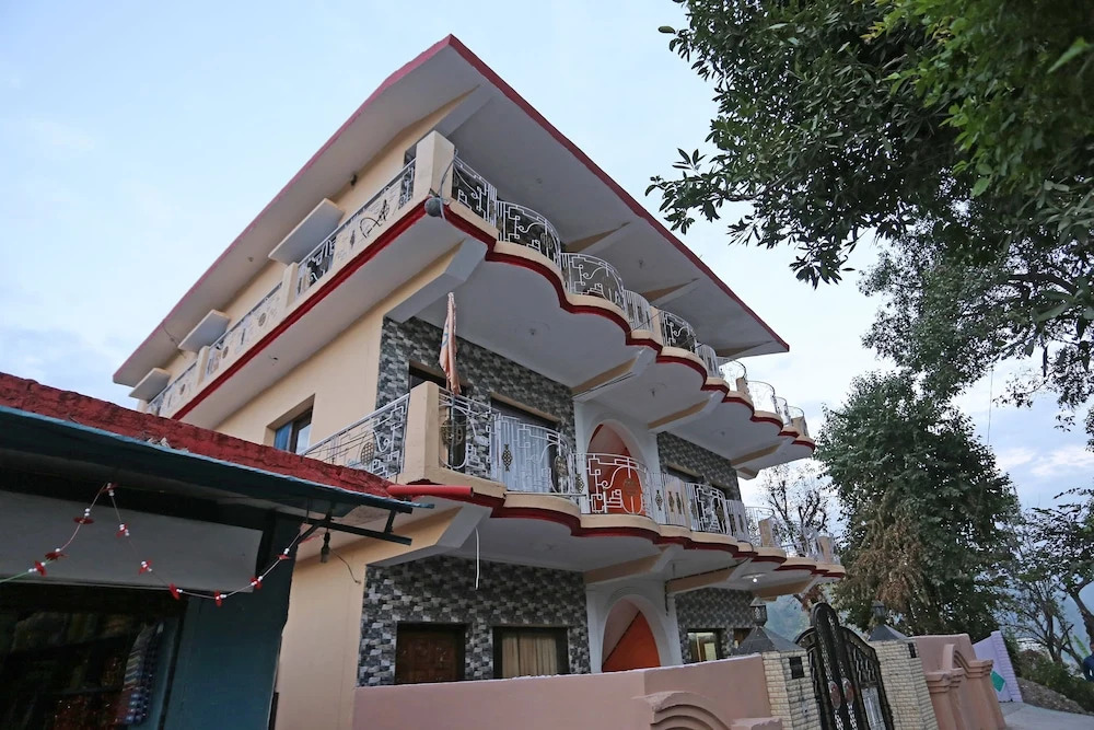OYO 10926 Home Serene Cottage Bhimtal Road