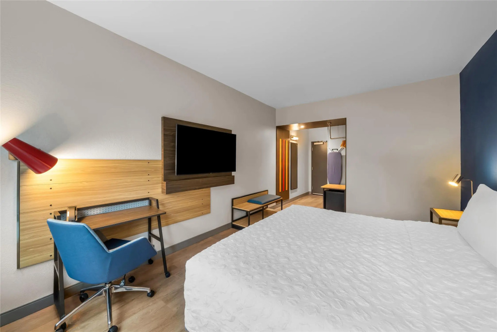 Tru By Hilton Brockton