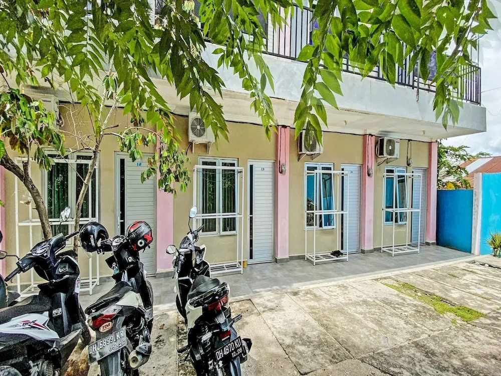 OYO 92204 Kost Ancacei