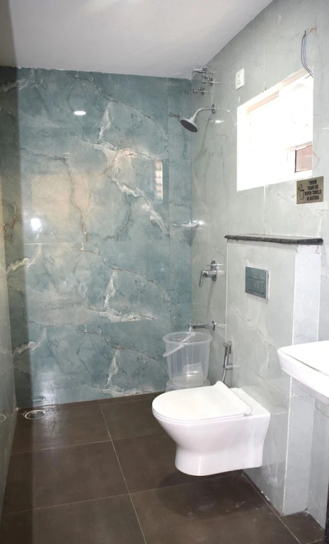 Relax Inn Suites & Rooms