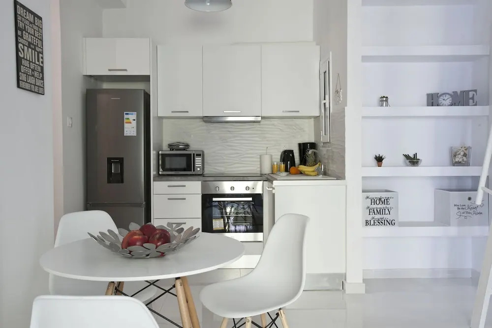 Victoria Square, Cozy and Stylish Apartment