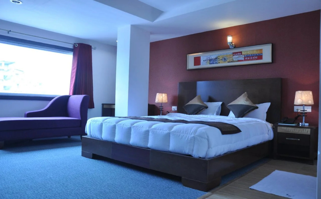 FabHotel Silk Route