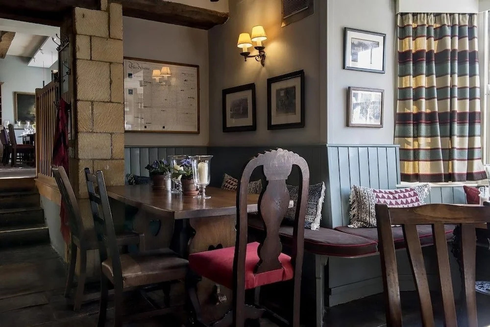 The Howard Arms