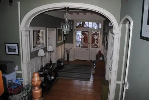 Chrialdon House