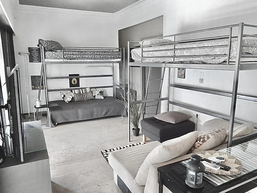 Impeccable 3-bed Apartment in Athens