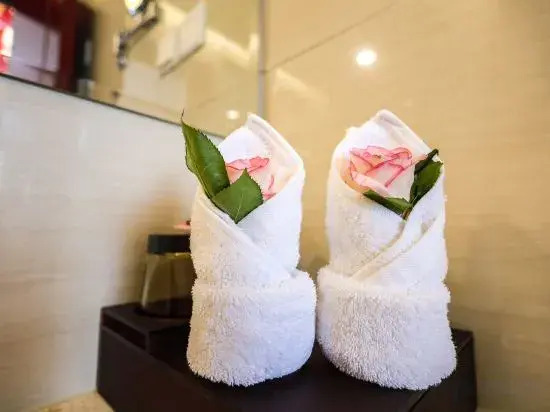 ZhuangHe  Xinxiangge  Hotel