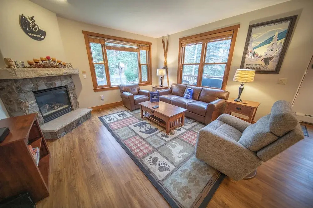 Red Hawk Townhomes 2321