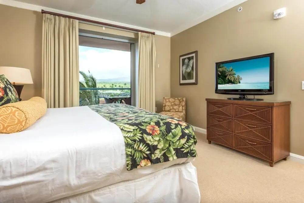 K B M Resorts- Hkk-424 Over-sized 1bdrm, 750ft, Easy Pool and Beach Access, Remodeled!