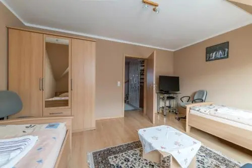 5504 Private Rooms