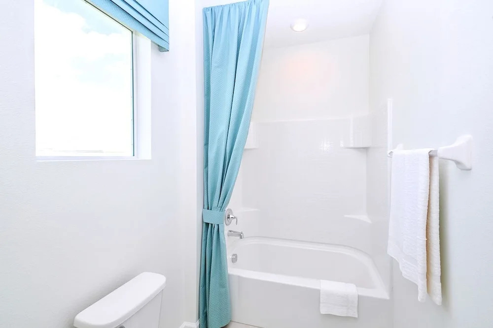 Upstay Mansion w Cinema Games Pool- Sleeps 26