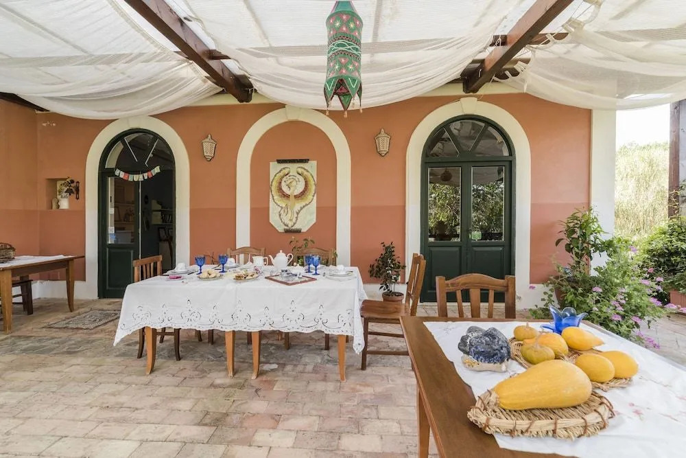 Country House Araba Phoenix