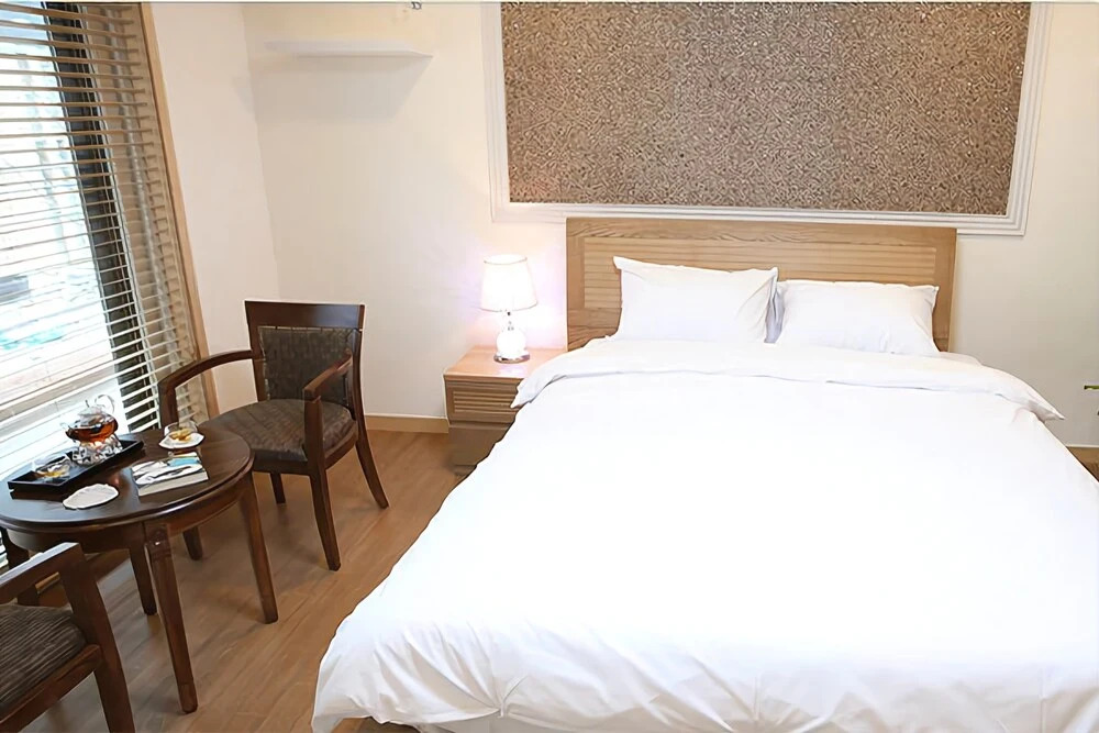 Yeongwol River Palace Pension