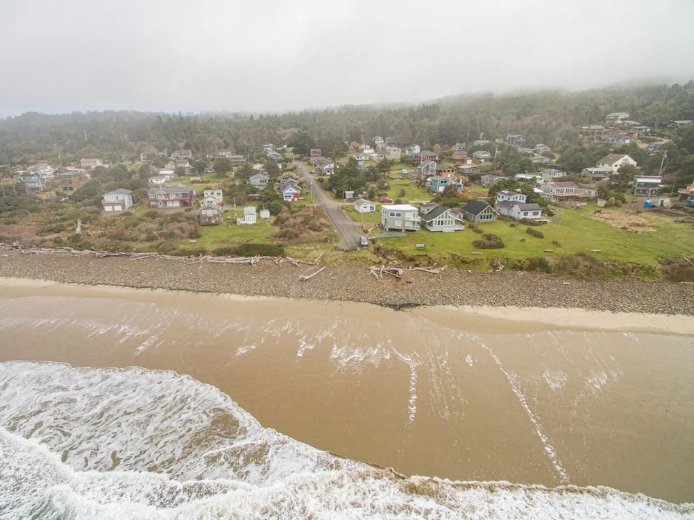 Pine Beach 2 Bedroom Cottage