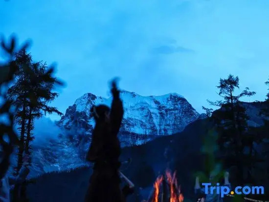 Yading BORE Secret Realm Hotel