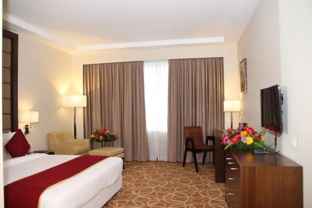 Y N Hotels