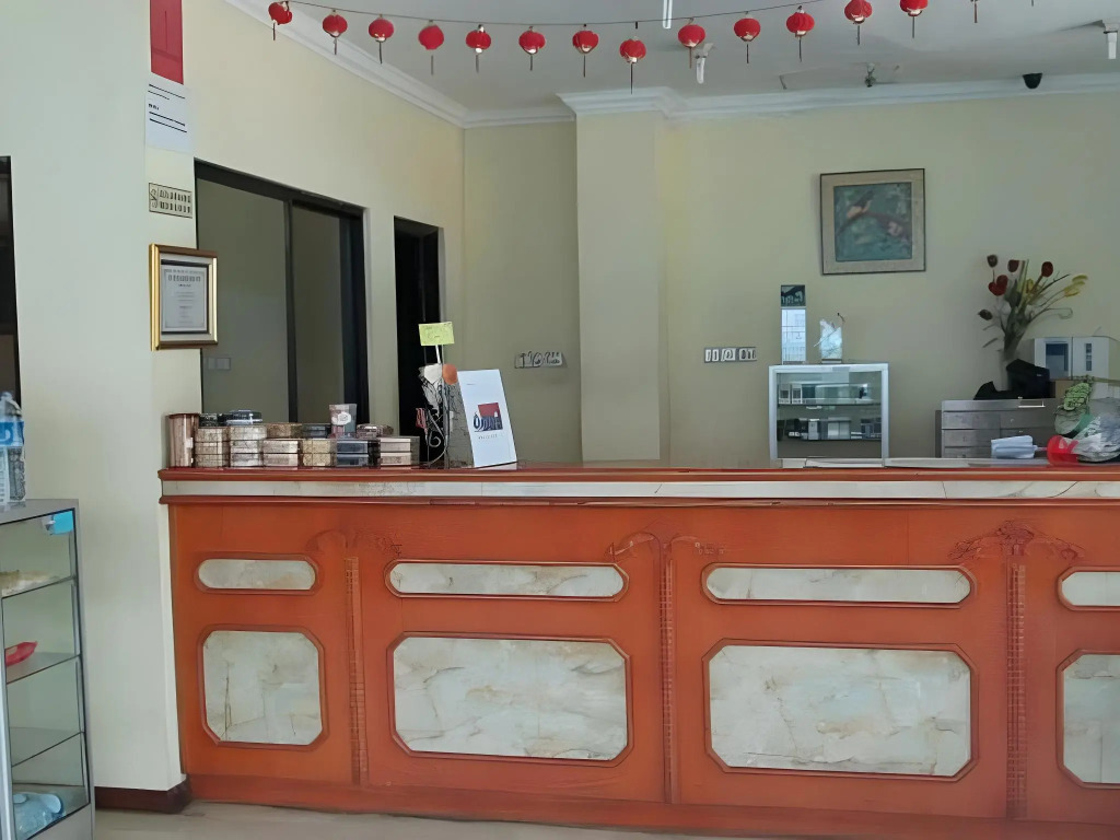 Hotel Lautze Indah