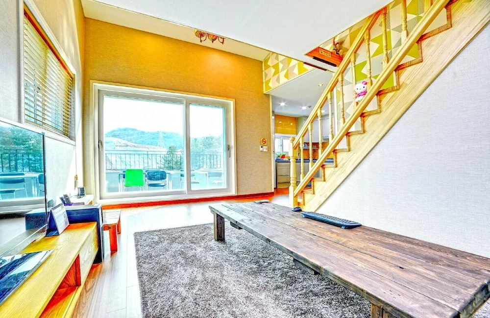 Namyangju Noblian House Pension