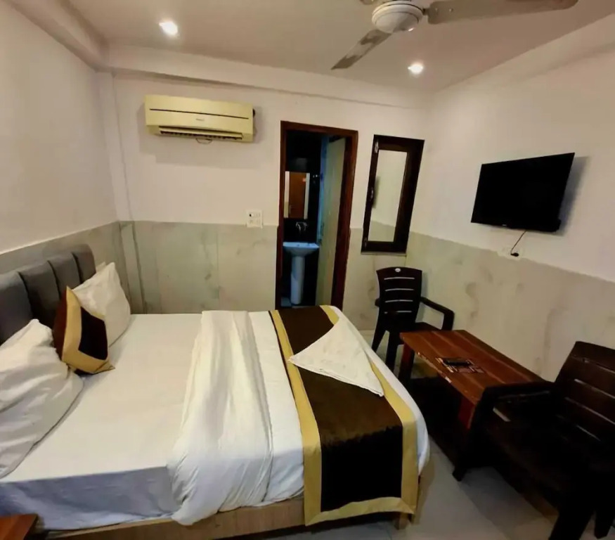 Hotel HR Residency