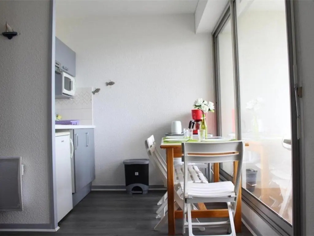 Appartement La Rochelle, 1 pièce, 2 personnes - FR-1-246-303
