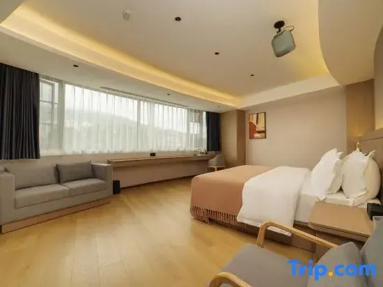 Meihao EZZI Hotel (Yuxi Xinping Ethnic Square)