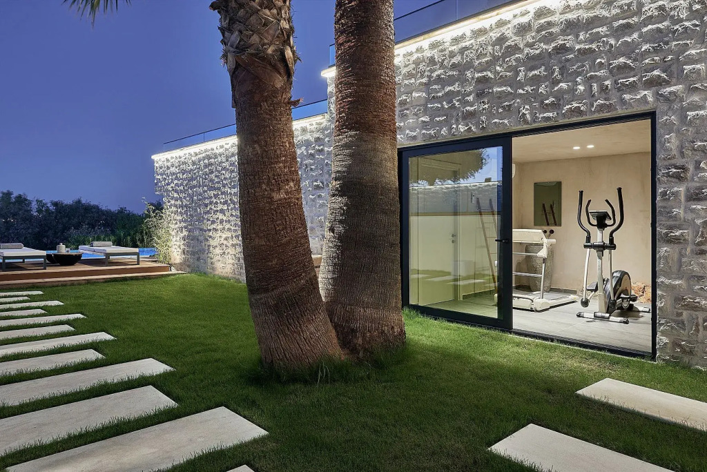 The Sand Villas - 5star Living on the Beach