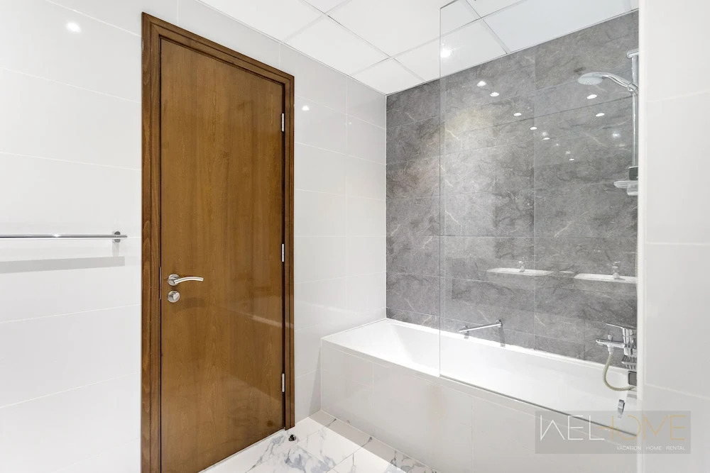 WelHome - Luxurious 2BR Apt. at Noora Tower in Business Bay