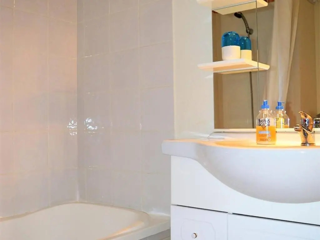 Appartement Les Angles, 4 pièces, 8 personnes - FR-1-593-2