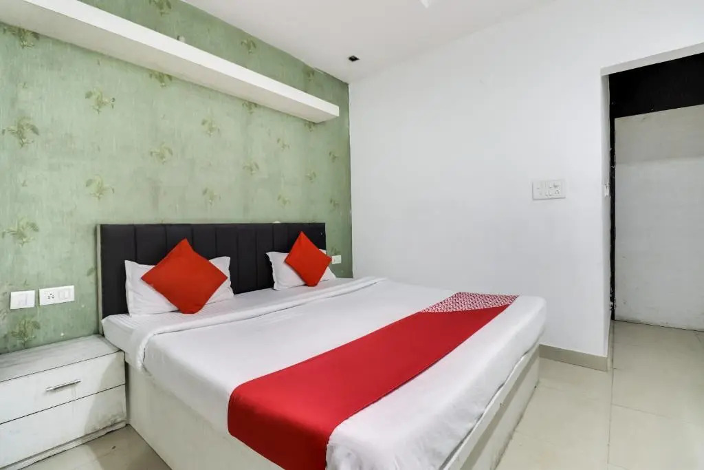 Hotel Just9 Inn