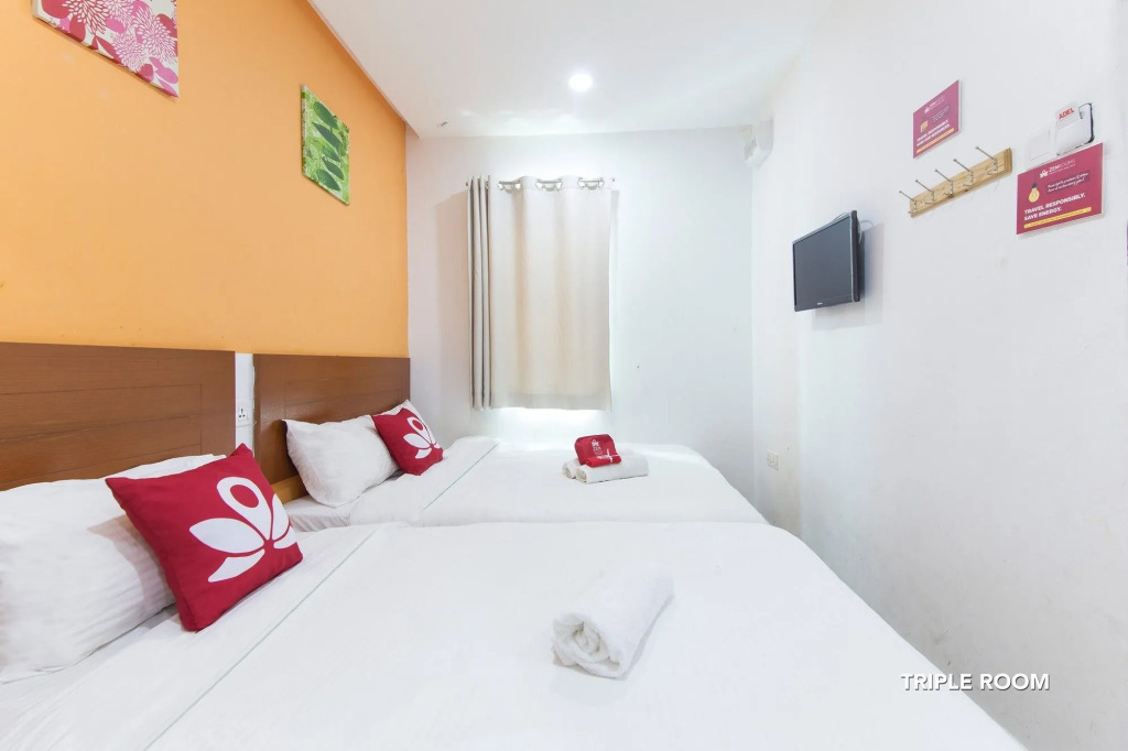 Colour Hotel