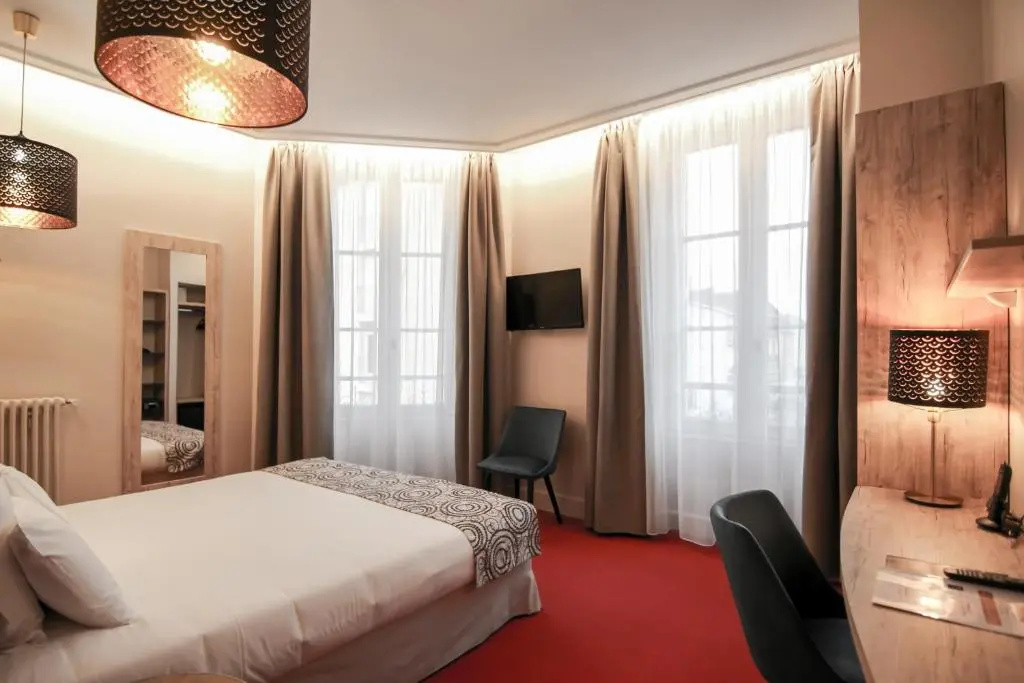 Hôtel Montaigne