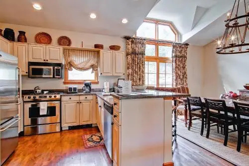 Meadows Townhome M2