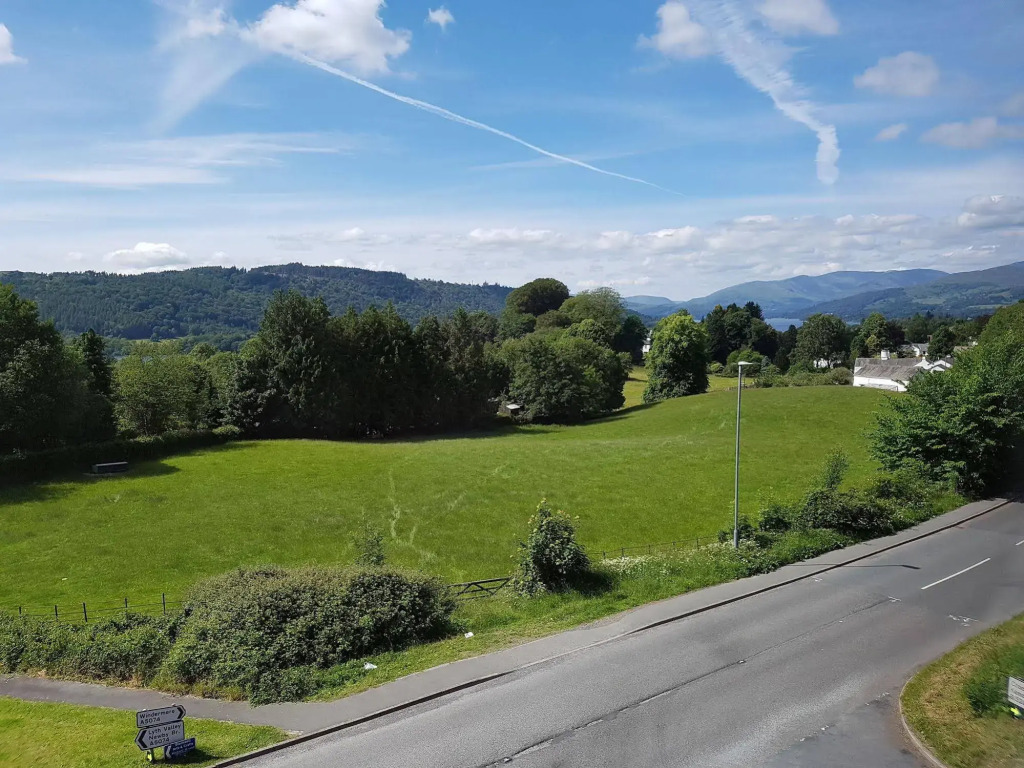 Fair Rigg by Cradel Haus - Ultra Luxury Lakes Holiday Homes, Pet Friendly, Parking & EV Plug