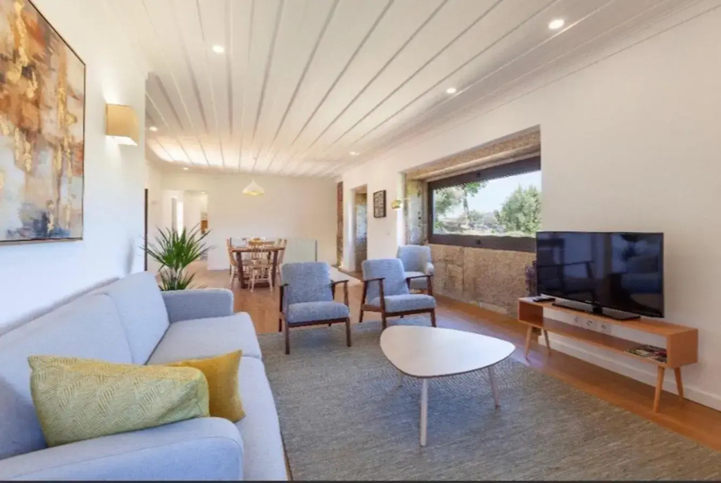 Mariana's HeartMade House