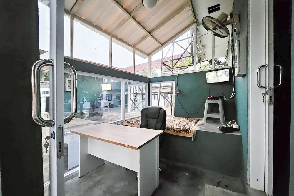RedDoorz near Maulana Yusuf Stadium Serang