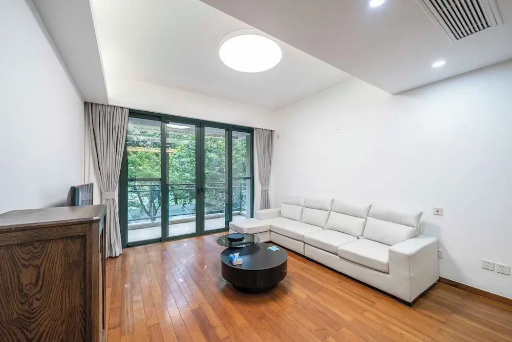 Tyms 2BR APT Lujiazui Renheng Riverside