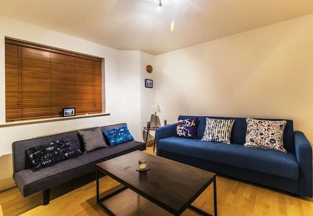 Cosy & Bright Flat for 5 in Greenwich