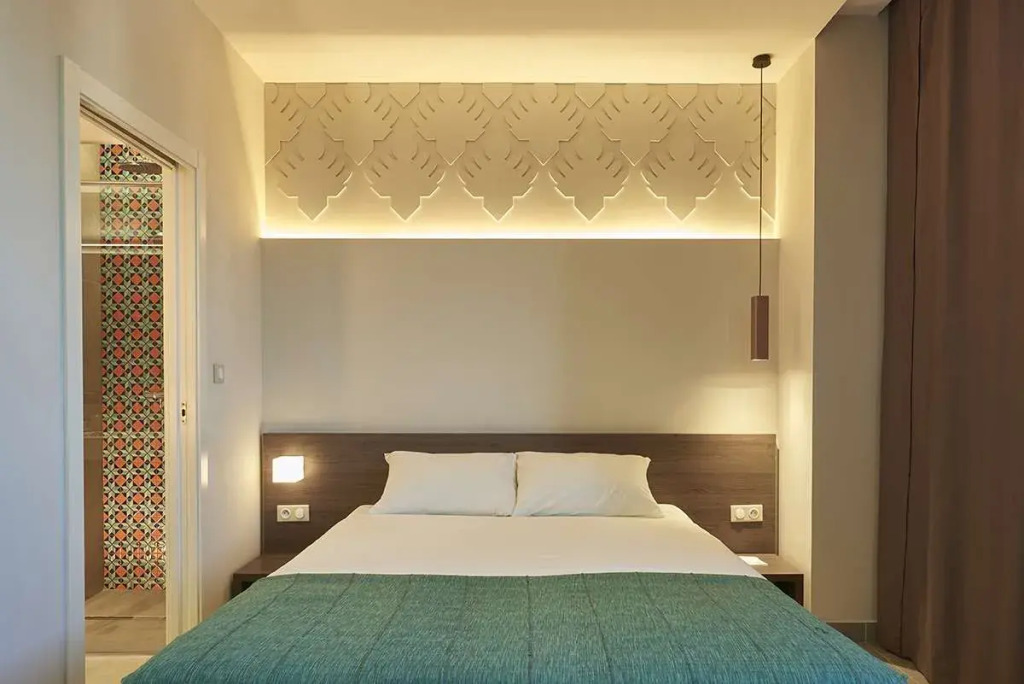 M Suite Hotel