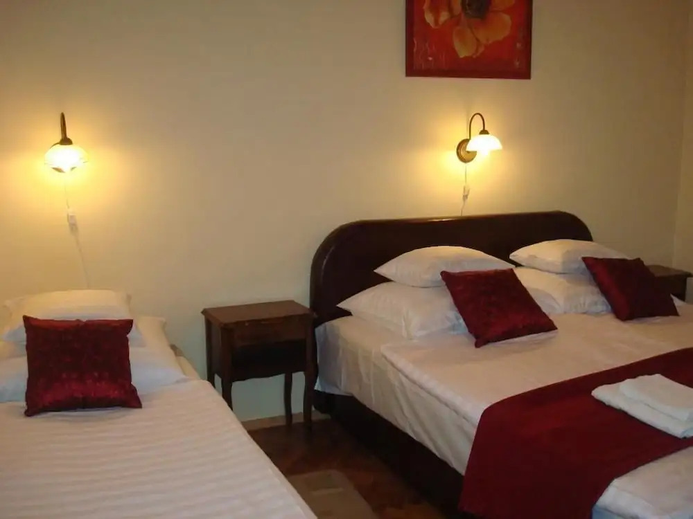 Hotel Napsugár