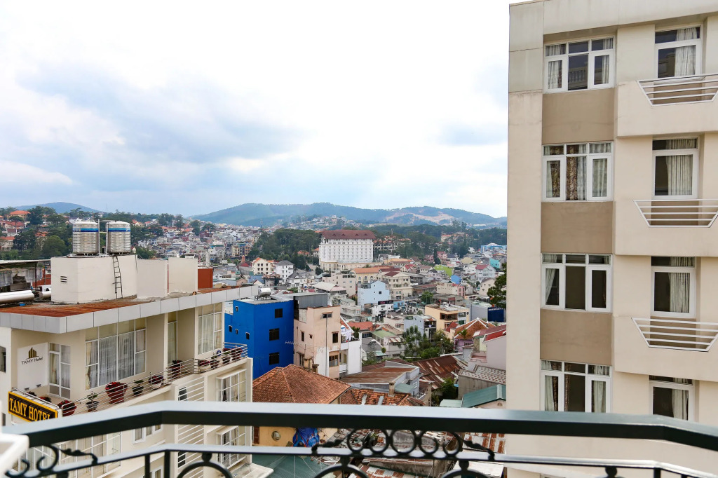 Iris Dalat Hotel