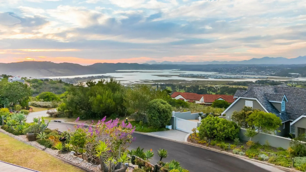 Pezula Magic Escape - Guest House - Luxury Lagoon View