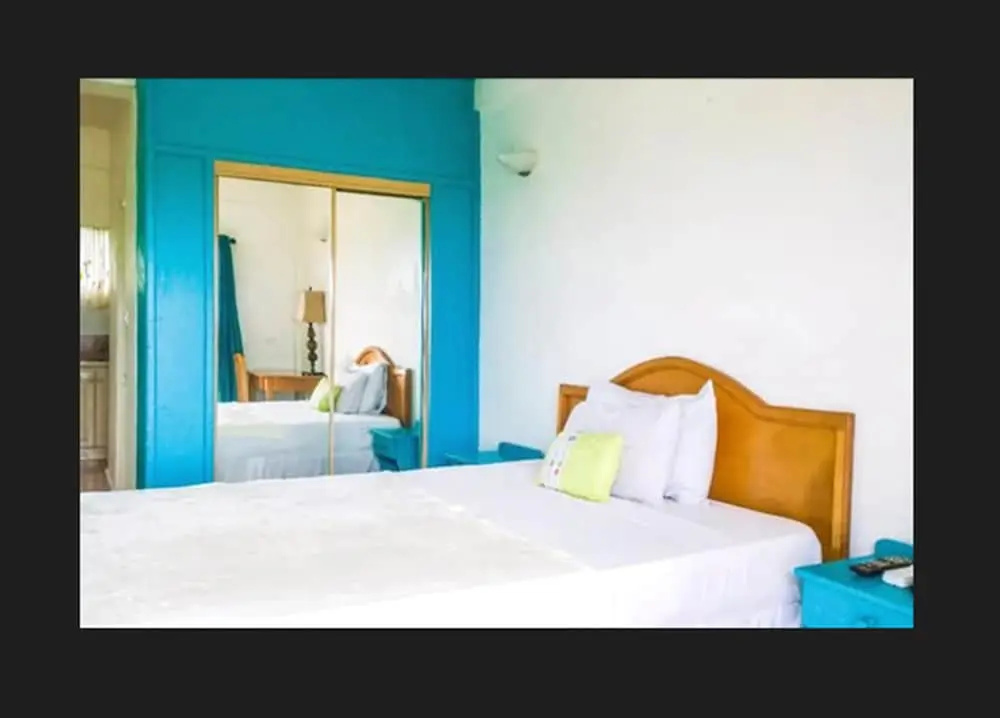 Seabreeze Hotel