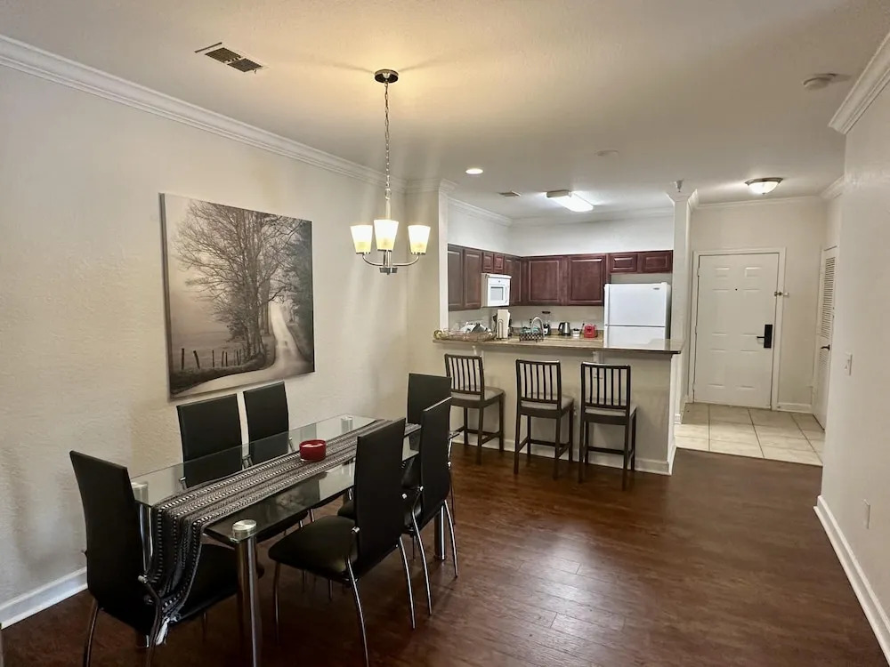 Grand 3BR Luxury Condo Resort Style Near Disney